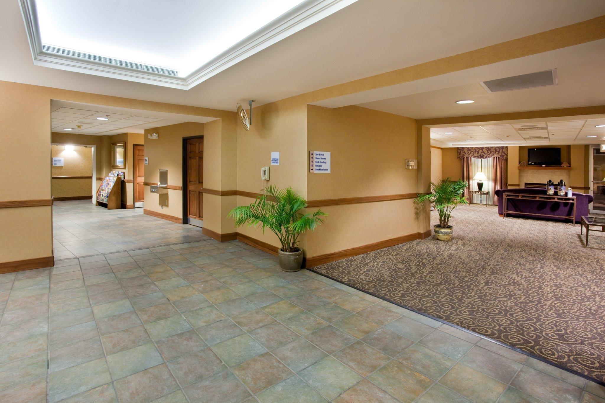 Comfort Inn & Suites Боулдер Экстерьер фото