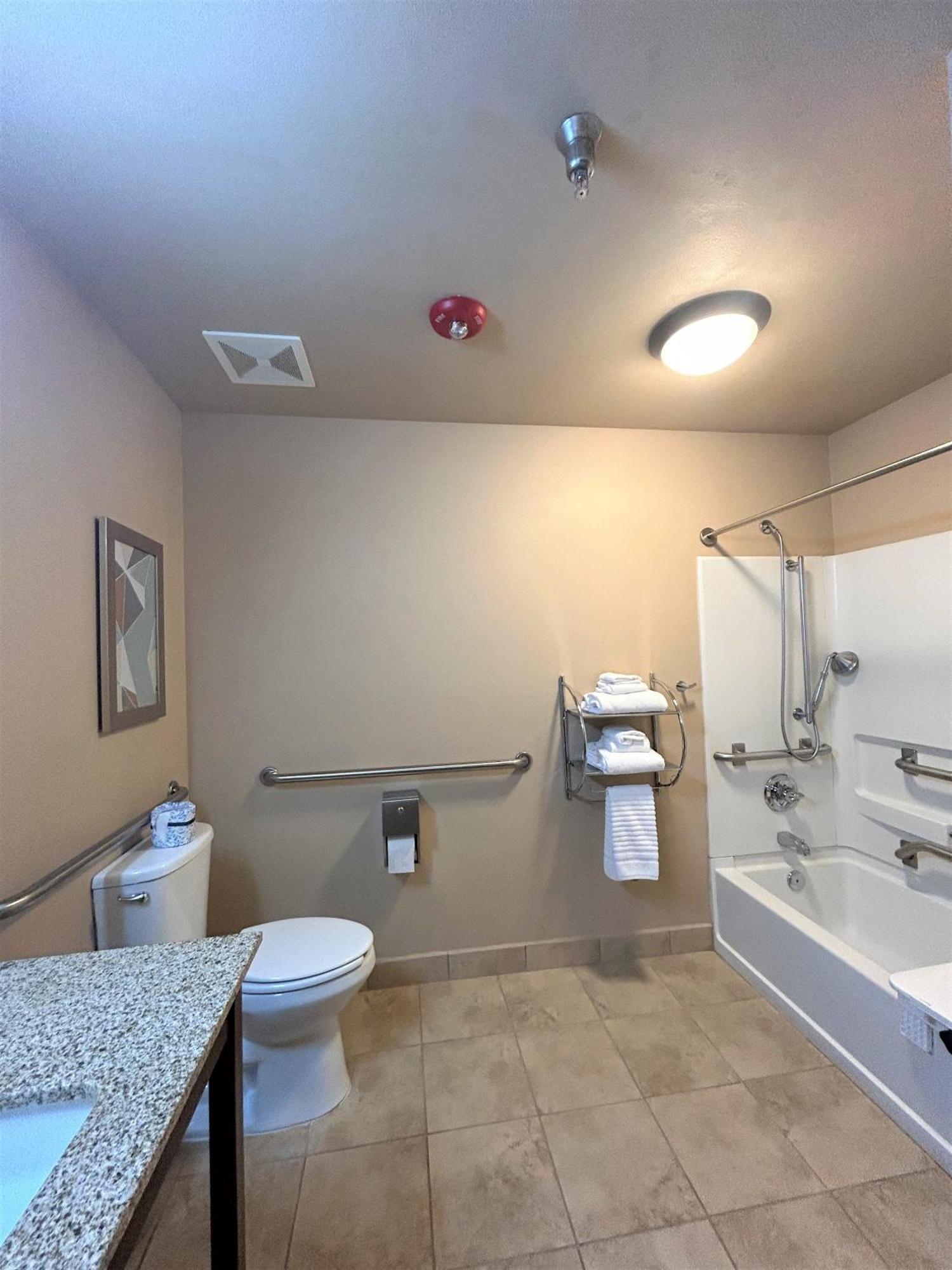 Comfort Inn & Suites Боулдер Экстерьер фото
