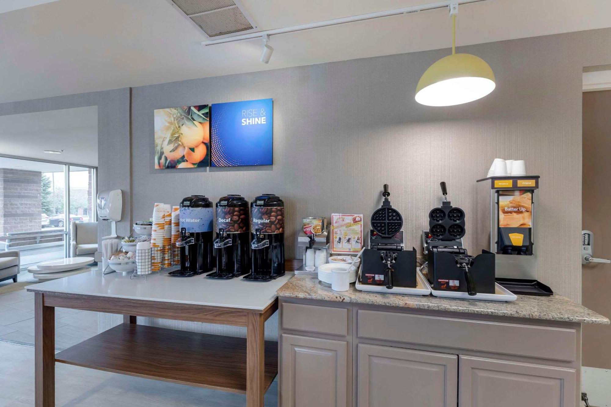 Comfort Inn & Suites Боулдер Экстерьер фото