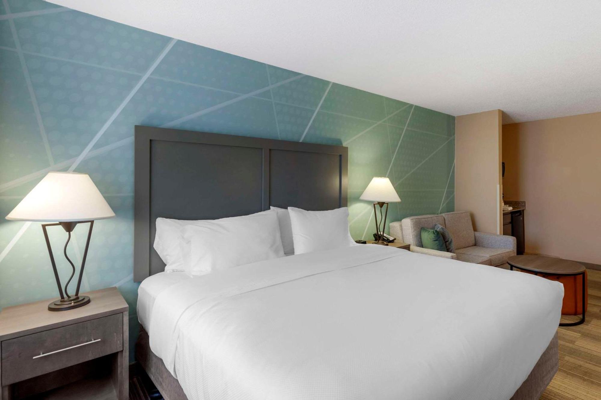 Comfort Inn & Suites Боулдер Экстерьер фото