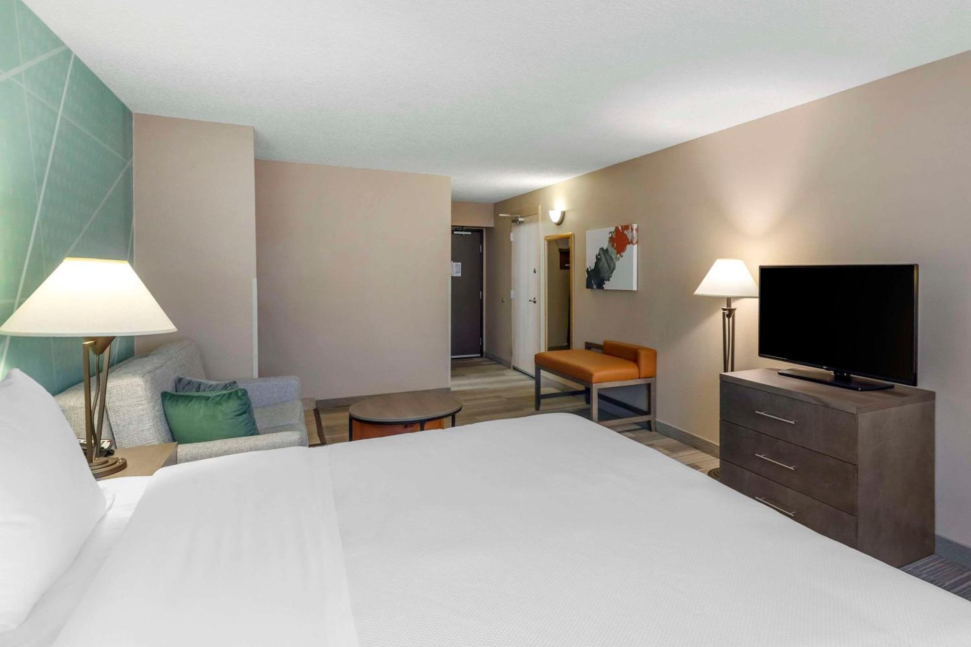 Comfort Inn & Suites Боулдер Экстерьер фото